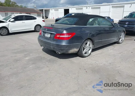 2013 Mercedes-Benz E 350 z USA, uszkodzony, nr VIN WDDKK5KF6DF189828